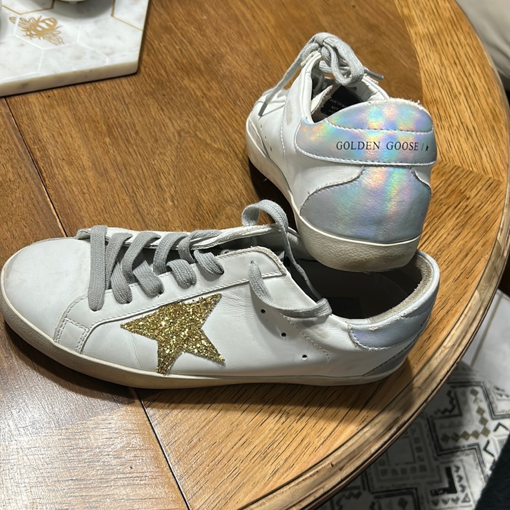 Golden goose size 40
